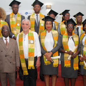 photo-groupe-remise-diplome